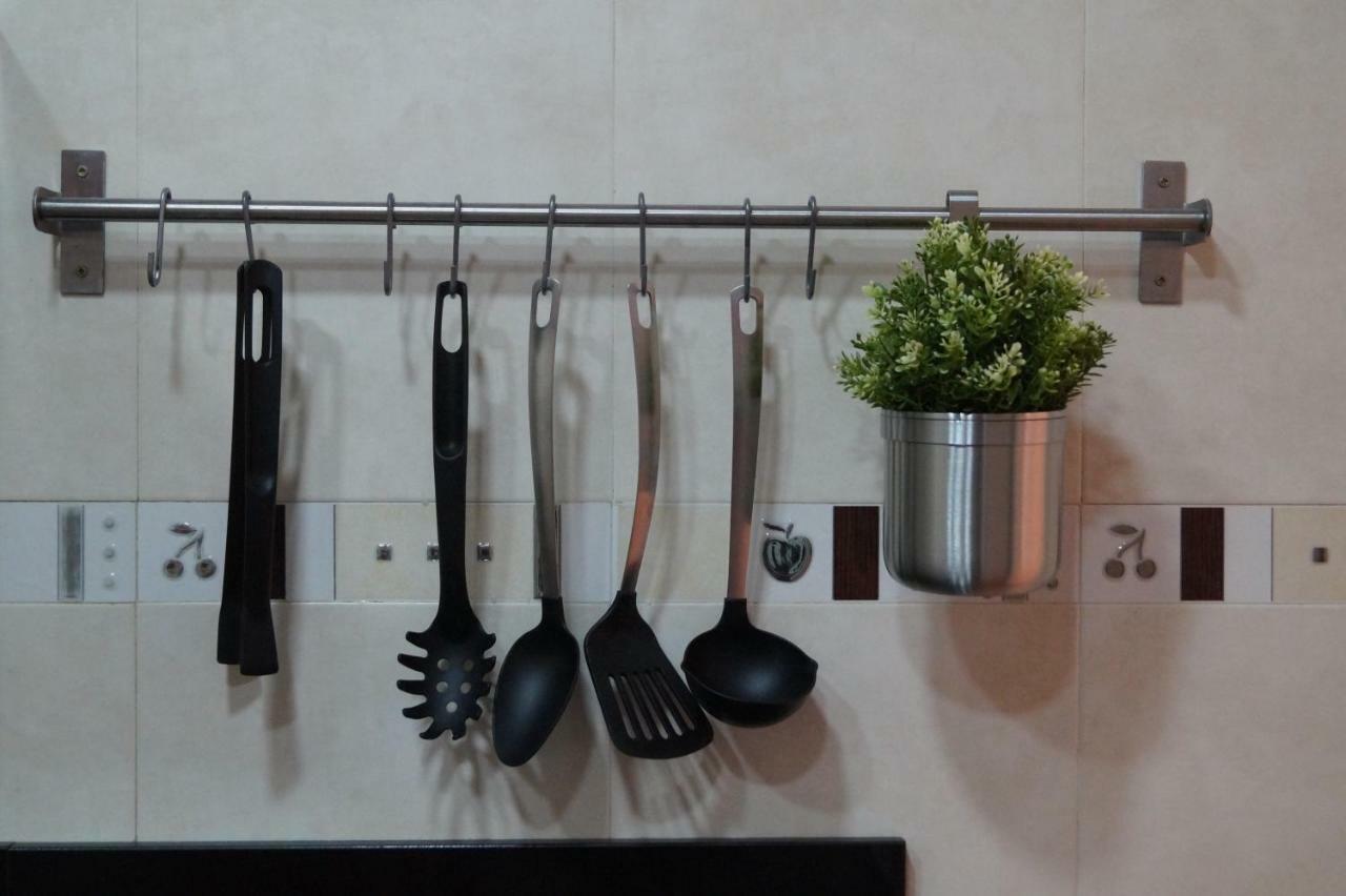 Apartamento Plaza Alfonso XII マラガ エクステリア 写真