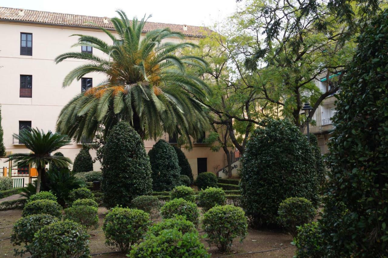 Apartamento Plaza Alfonso XII マラガ エクステリア 写真