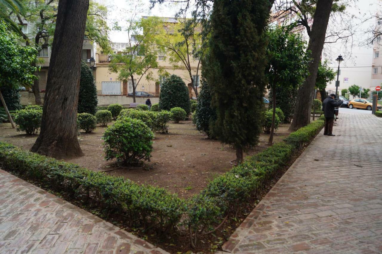 Apartamento Plaza Alfonso XII マラガ エクステリア 写真