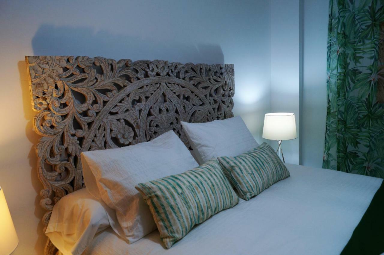 Apartamento Plaza Alfonso XII マラガ エクステリア 写真