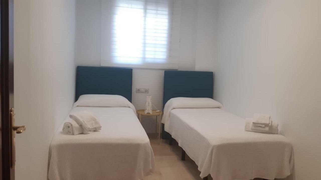 Apartamento Plaza Alfonso XII マラガ エクステリア 写真
